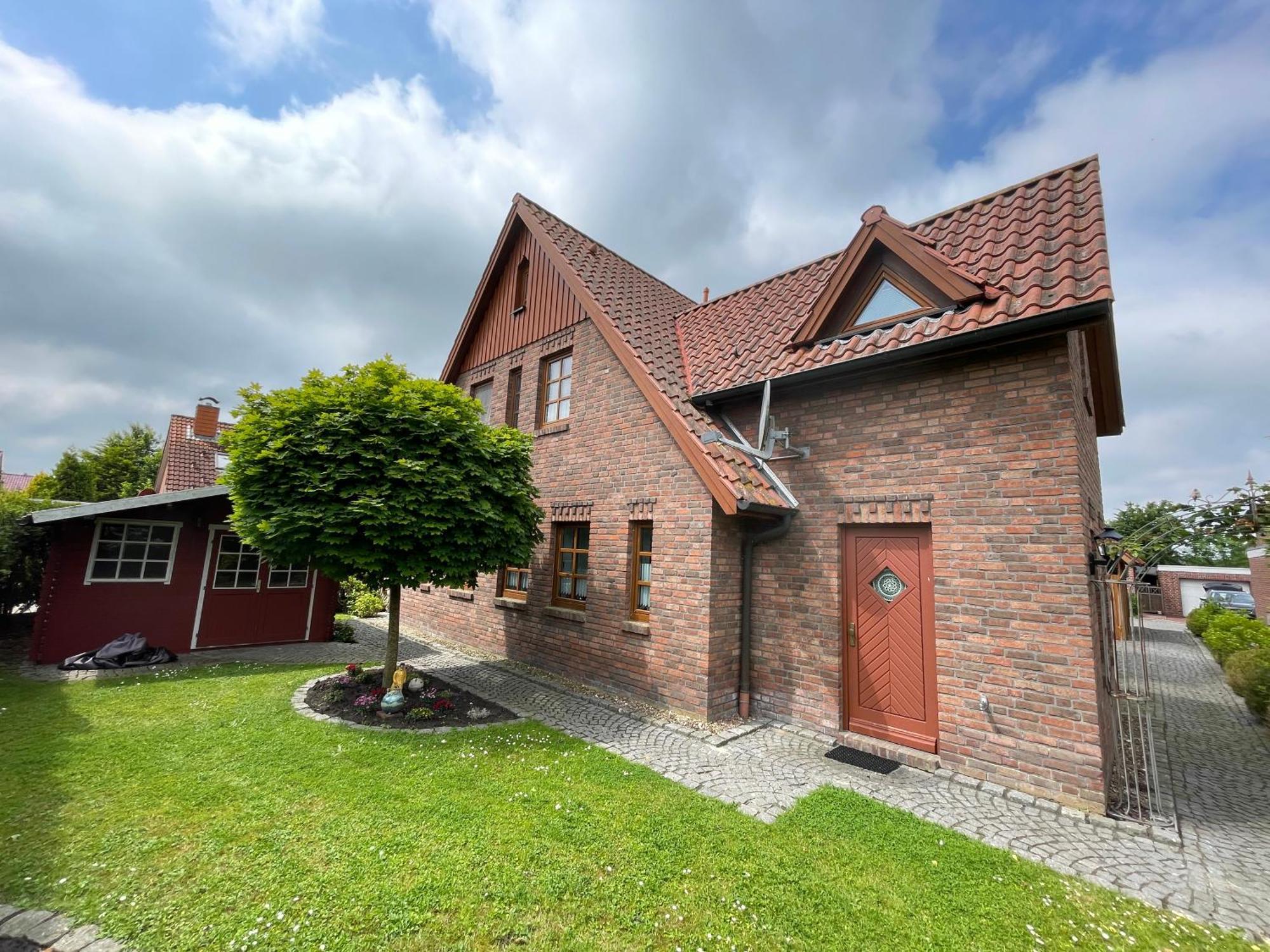 Ferienhaus Henny: 6 Geh-Minuten Vom Hafen. Privater Garten Jemgum Екстериор снимка
