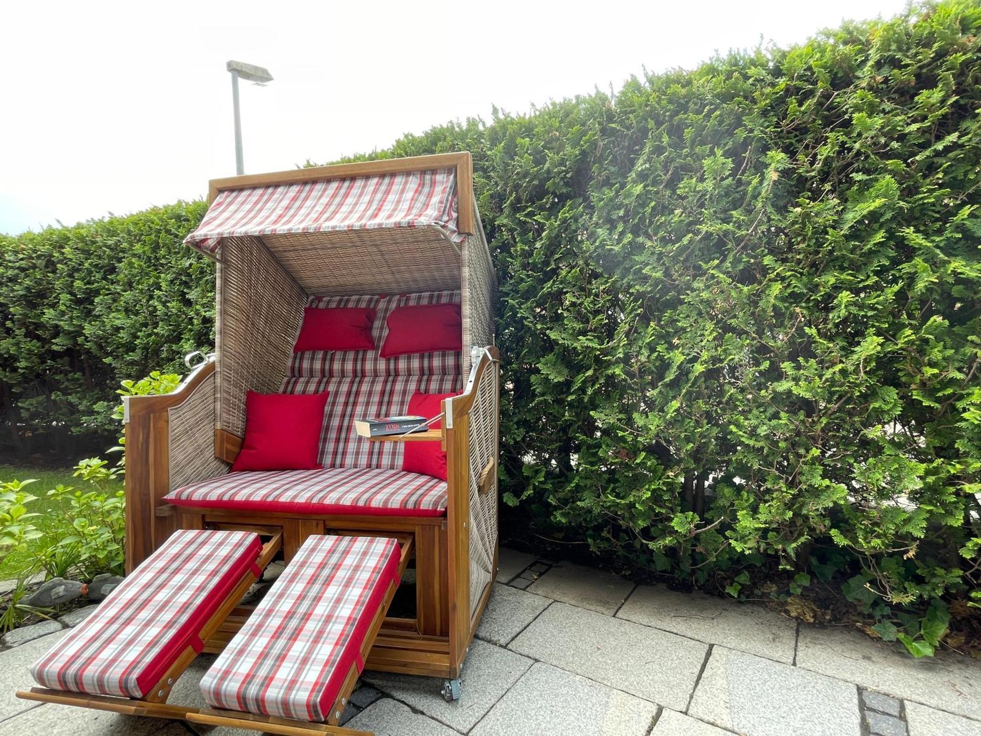 Ferienhaus Henny: 6 Geh-Minuten Vom Hafen. Privater Garten Jemgum Екстериор снимка